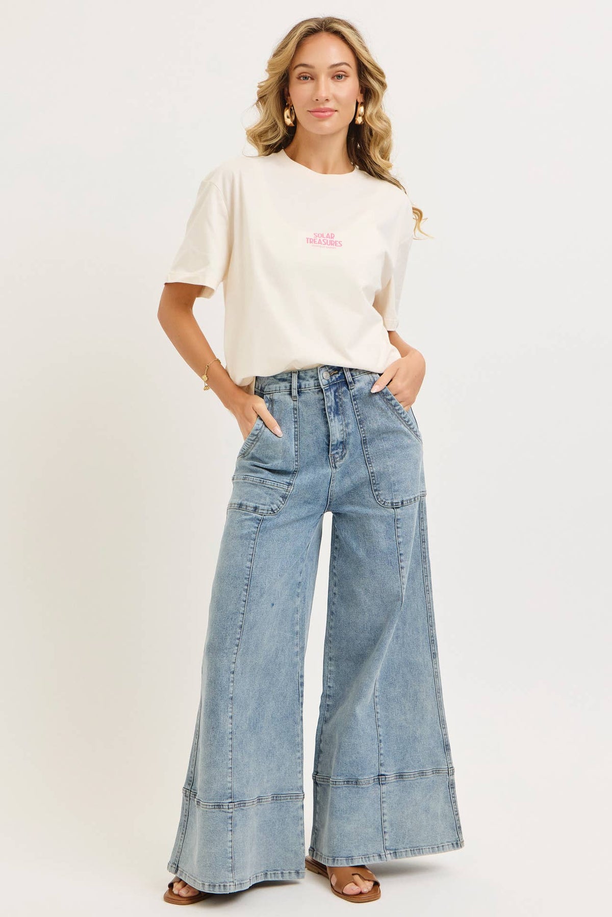 WIDE-LEG HIGH-RISE STRETCH JEANS