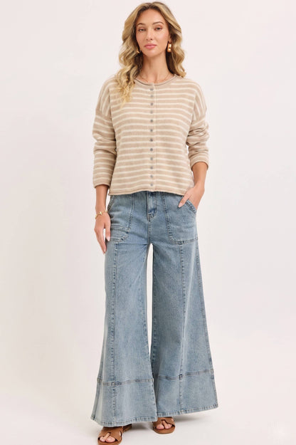 WIDE-LEG HIGH-RISE STRETCH JEANS