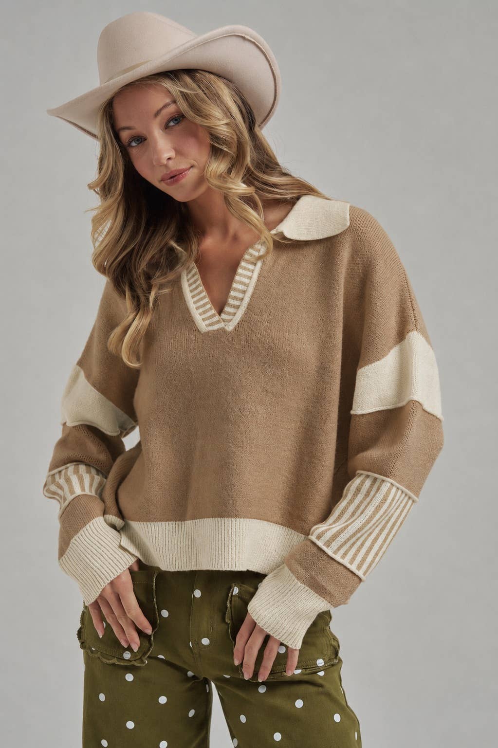 COZY LOOSE FIT SWEATER
