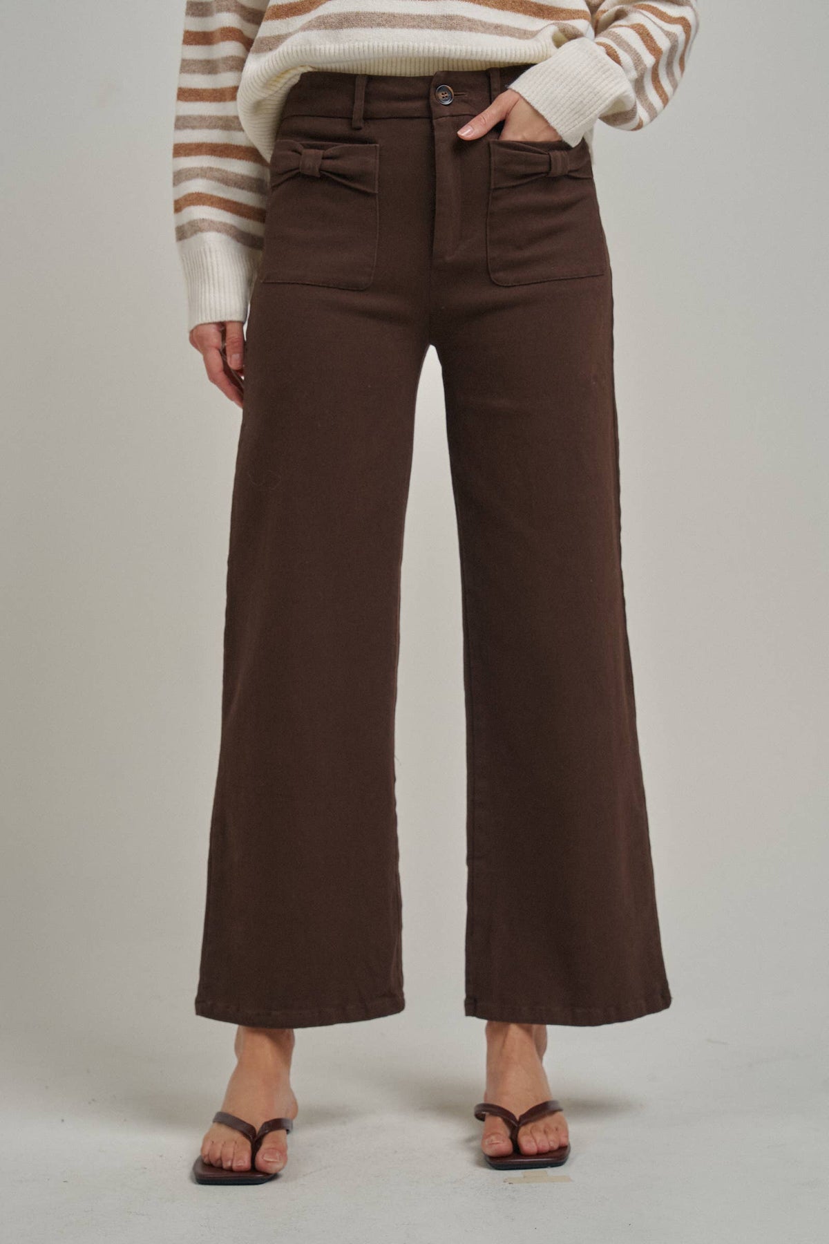WIDE LEG PANTS WITH BOW FRONT POCKETS