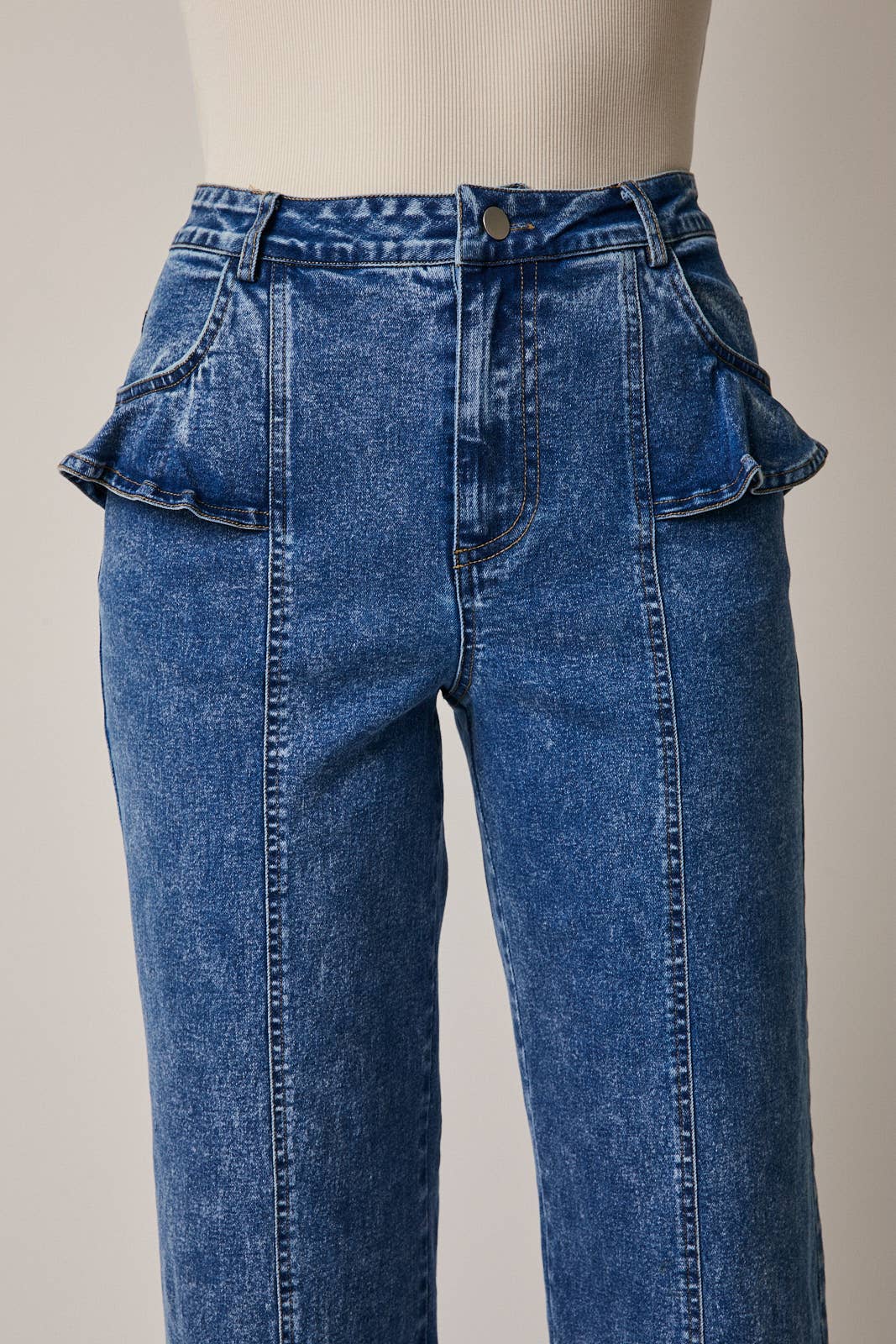 RUFFLE WIDE LEG JEANS