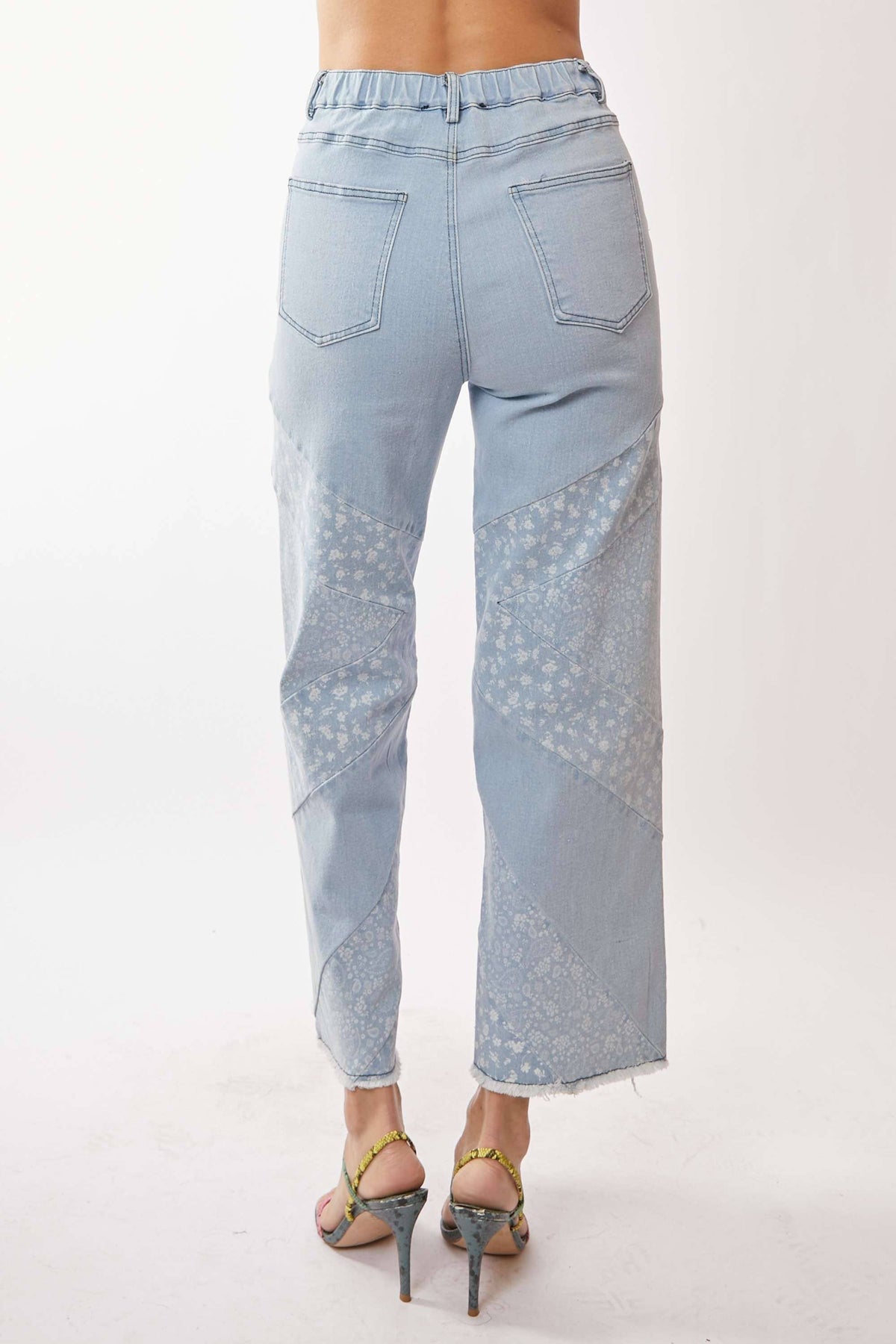 Floral Paisley Patchwork Wide-Leg Cropped Jeans
