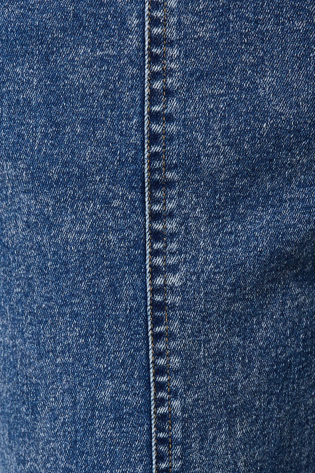 RUFFLE WIDE LEG JEANS